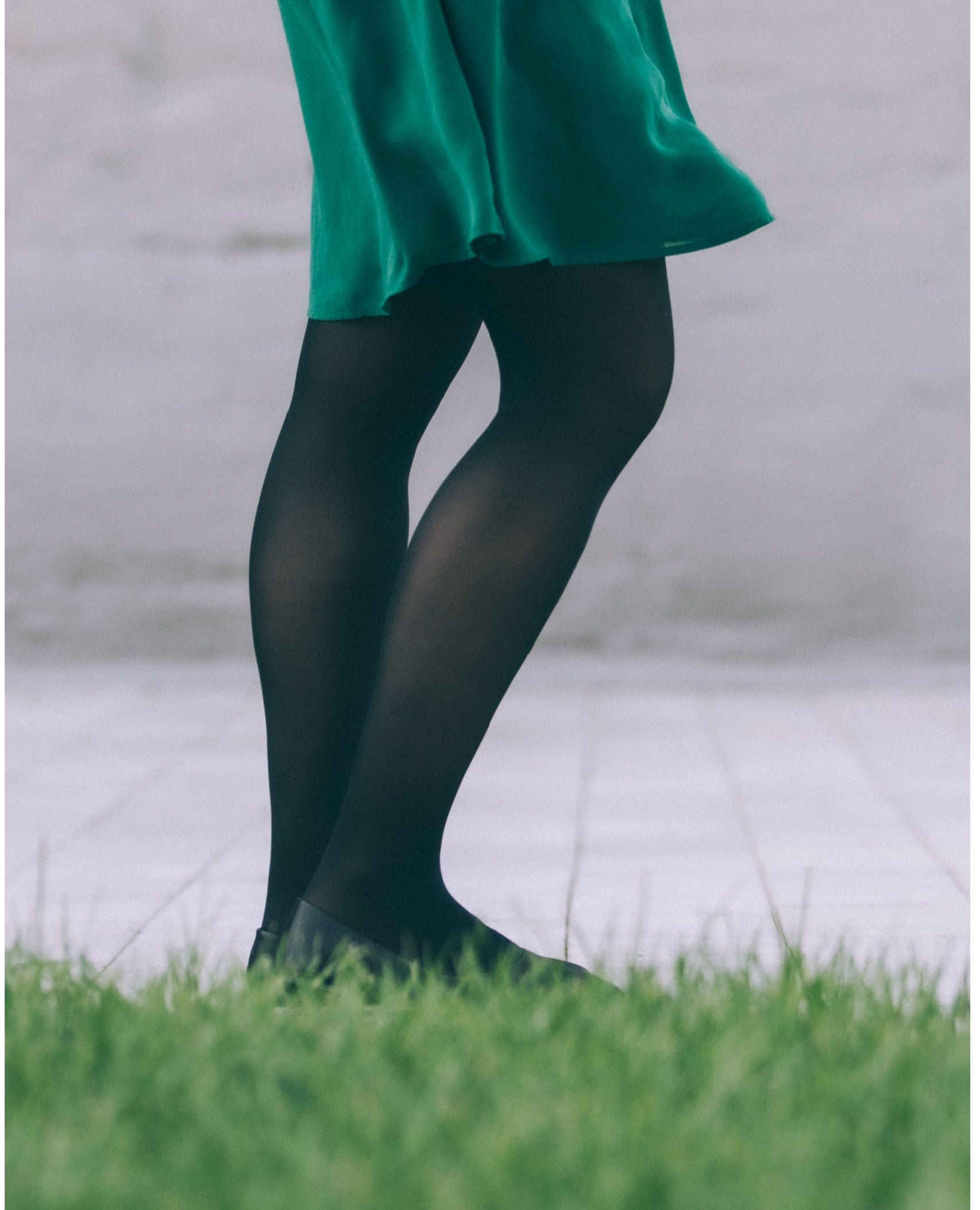Green by Dim semi-opaque black tights 100% recycled thread 25D