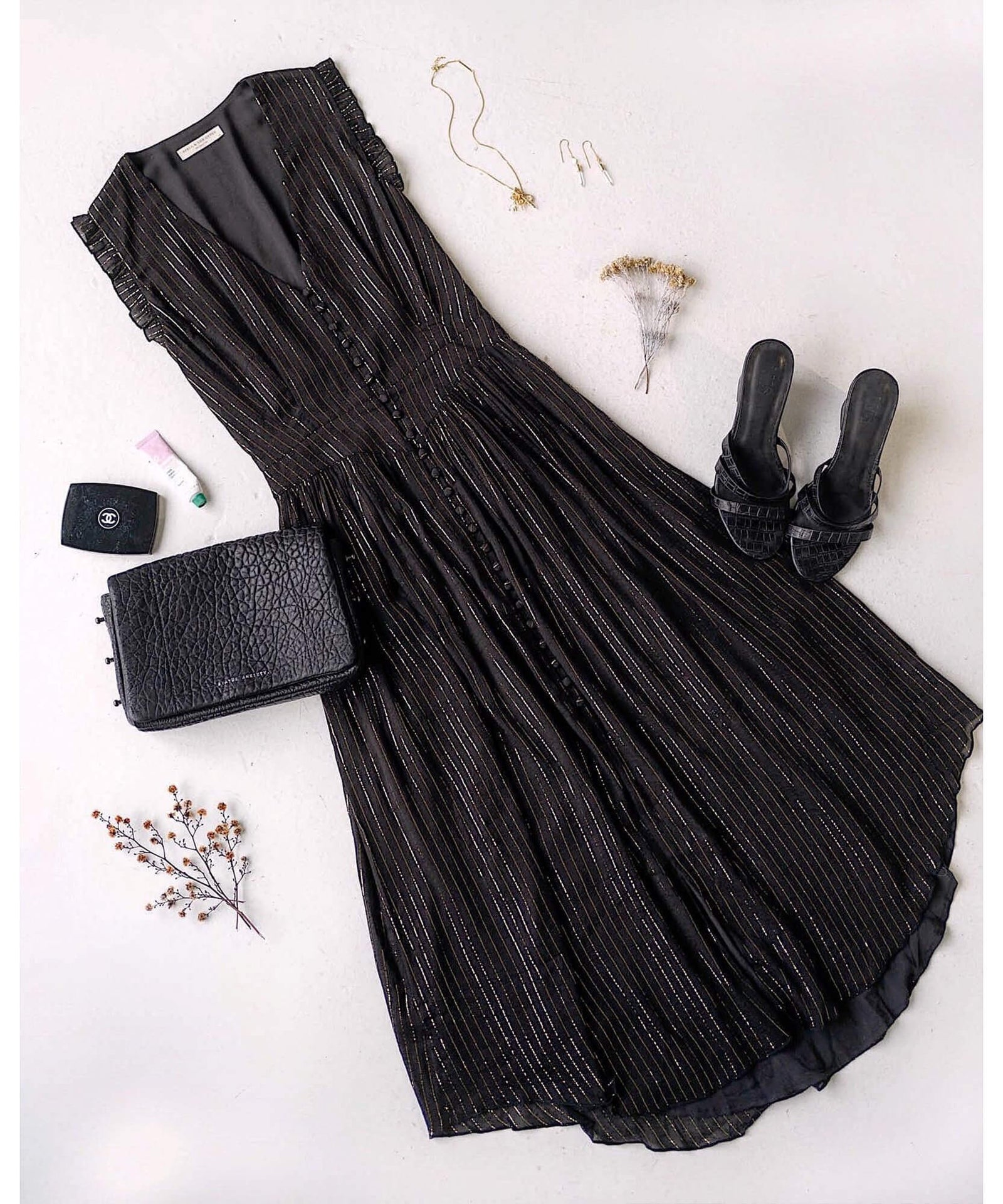 Mystic Sleeveless Midi Dress Black