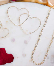 Open Heart Necklace Gold